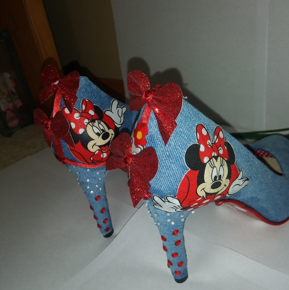 HANDMADE MINNIE MOUSE HEELS - Picture 4 of 6